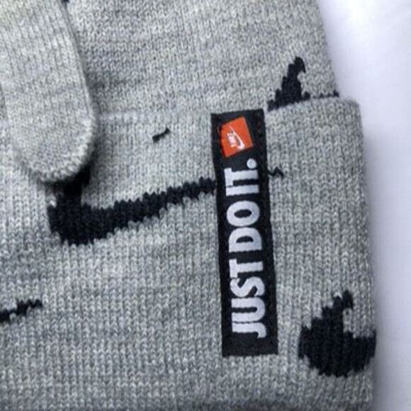 Nike Big Kids Swoosh Beanie and Gloves Set - Picture 3 of 6
